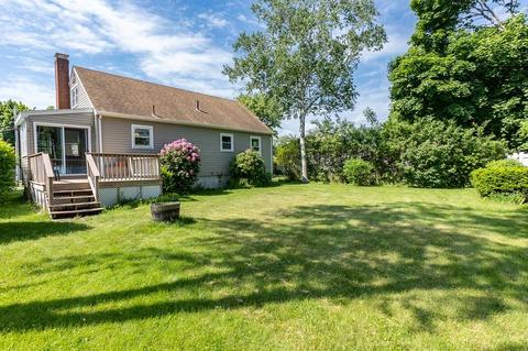 17 Jewett Rd, Beverly, MA 01915 photo 4