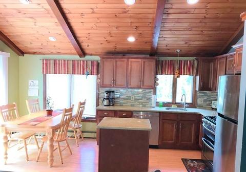 17 Thom Ave, Bourne, MA 02532 photo 5