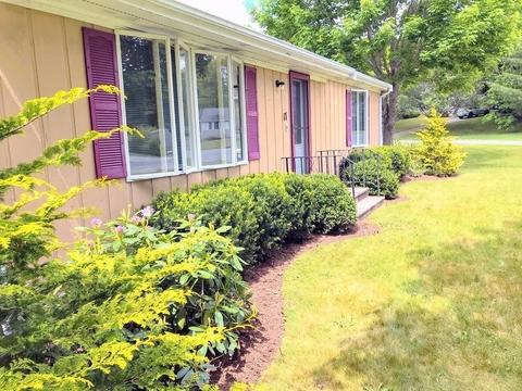 17 Thom Ave, Bourne, MA 02532 photo 1