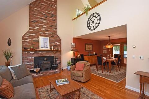 6 Okemo Ridge Rd, Sutton, MA 01590 photo 4
