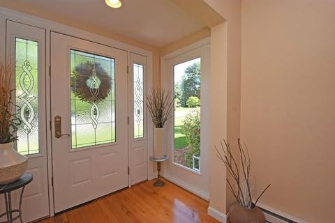 6 Okemo Ridge Rd, Sutton, MA 01590 photo 2