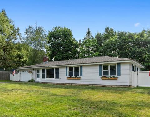 2 Durant Ave, Maynard, MA 01754 photo 1