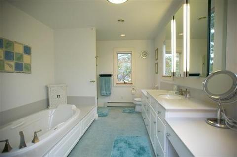 100 Lakeside Ave, Webster, MA 01570 photo 27