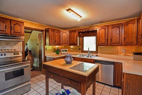 12 Laurel Dr, Ashburnham, MA 01430 photo 9