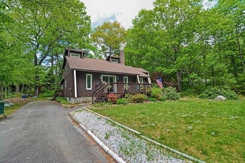 12 Laurel Dr, Ashburnham, MA 01430 photo 2