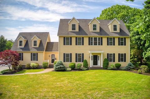 168 Wakefield St, Reading, MA 01867 photo 2