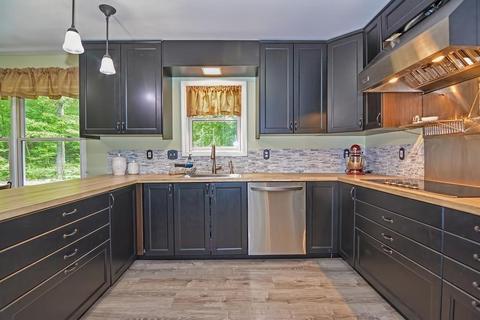 173 Webster St, Douglas, MA 01516 photo 5