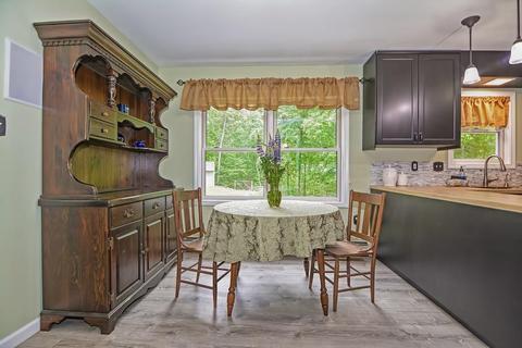 173 Webster St, Douglas, MA 01516 photo 4