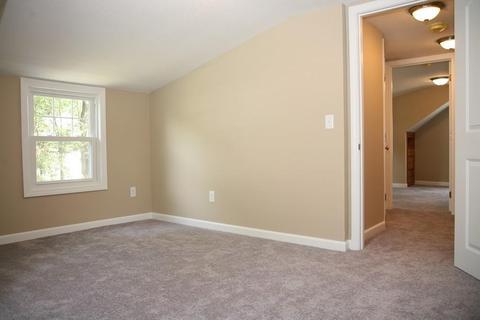 67 Chilson St, Springfield, MA 01118 photo 11