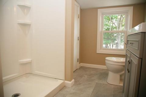 67 Chilson St, Springfield, MA 01118 photo 14
