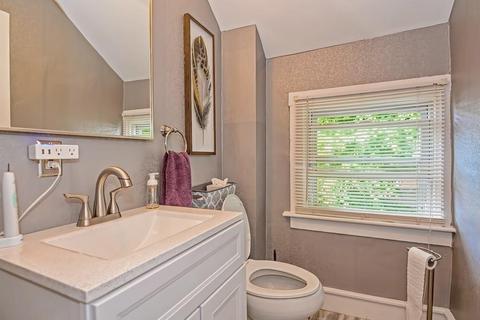148 Thomas St, Fall River, MA 02723 photo 27