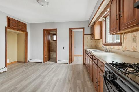 558 2nd St, Fall River, MA 02721 photo 27