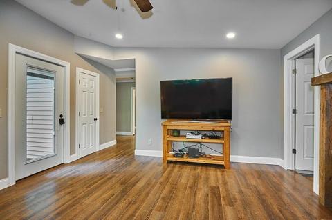 1 Ranch Ln, Easthampton, MA 01027 photo 14