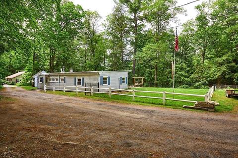 1 Ranch Ln, Easthampton, MA 01027 photo 4