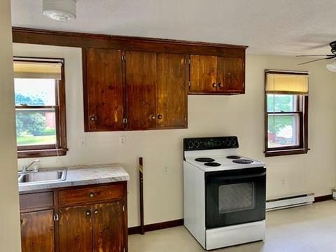 477 Britton St, Chicopee, MA 01020 photo 13