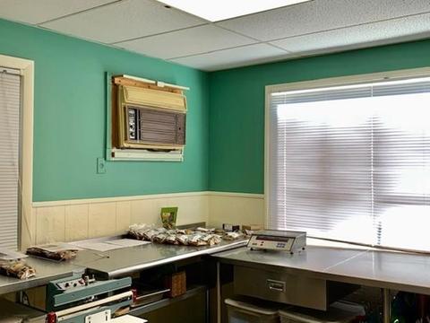 477 Britton St, Chicopee, MA 01020 photo 7
