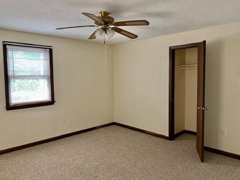 477 Britton St, Chicopee, MA 01020 photo 22