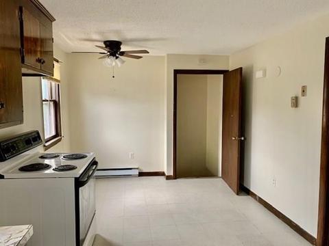 477 Britton St, Chicopee, MA 01020 photo 15