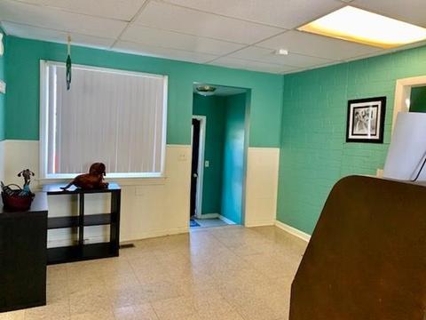 477 Britton St, Chicopee, MA 01020 photo 4