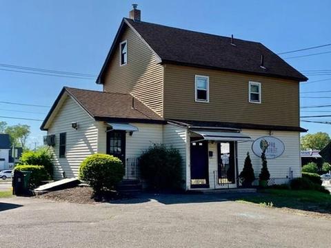 477 Britton St, Chicopee, MA 01020 photo 26