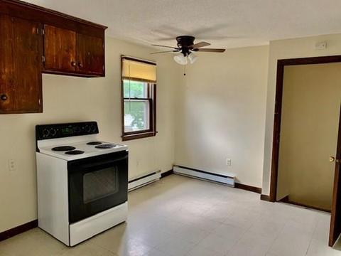 477 Britton St, Chicopee, MA 01020 photo 16