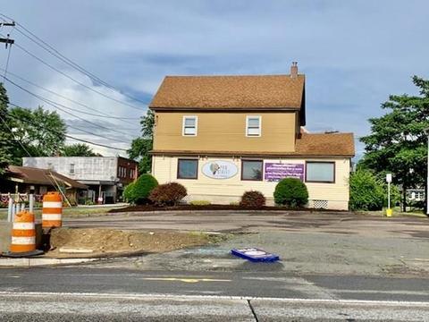 477 Britton St, Chicopee, MA 01020 photo 23