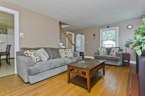 23 Lucerne Rd, Springfield, MA 01119 photo 9