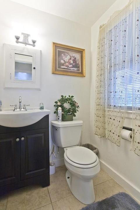 23 Lucerne Rd, Springfield, MA 01119 photo 8