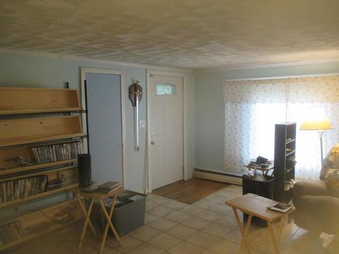 58 Glencoe St, Springfield, MA 01104 photo 11