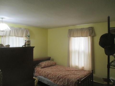 58 Glencoe St, Springfield, MA 01104 photo 15