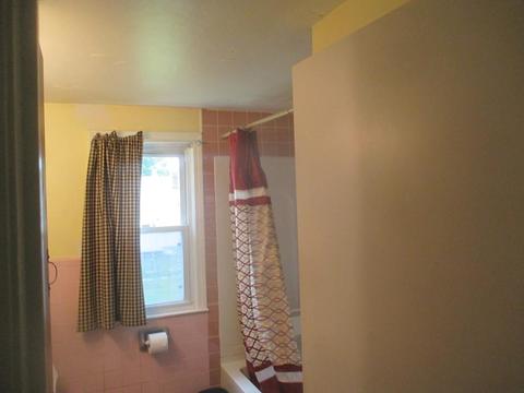 58 Glencoe St, Springfield, MA 01104 photo 17