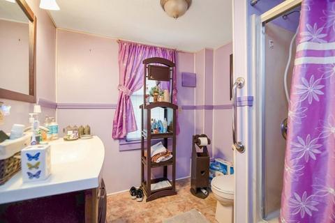 49 Armory St, Springfield, MA 01105 photo 12