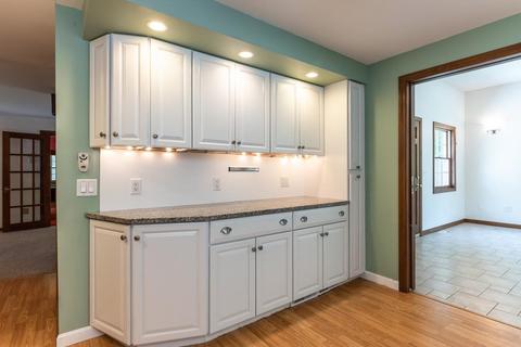 114 Farmer Rd, Hooksett, NH 03106 photo 9