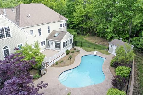 7 Yorkshire Rd, Windham, NH 03087 photo 4