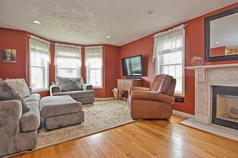 8 Lilac Ln, Worcester, MA 01607 photo 10