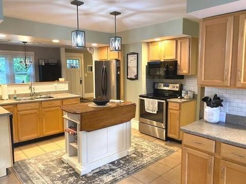 79 Ely Ave, West Springfield, MA 01089 photo 19