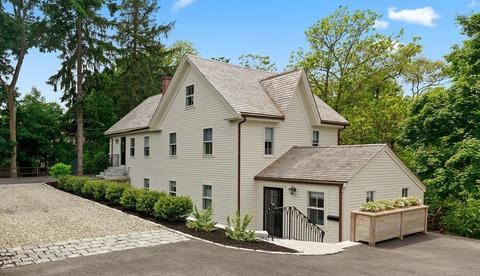 317 Main St, Hingham, MA 02043 photo 2