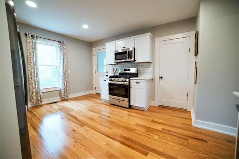 10 E Green St, Easthampton, MA 01027 photo 12