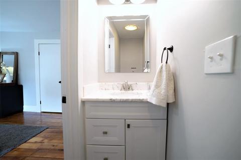 10 E Green St, Easthampton, MA 01027 photo 19