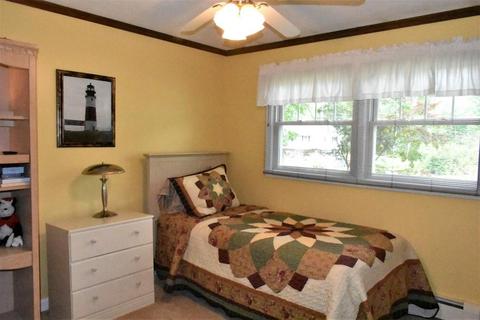 25 Merrill Dr, Atkinson, NH 03811 photo 18