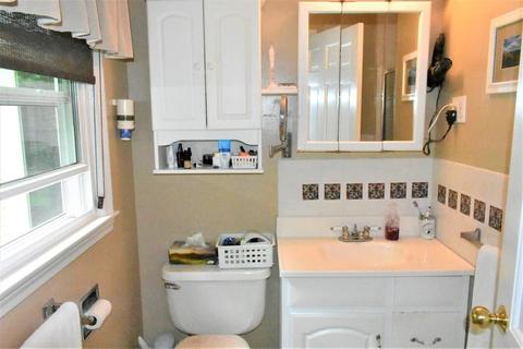 25 Merrill Dr, Atkinson, NH 03811 photo 16