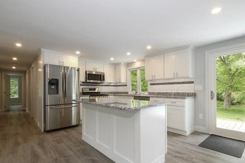 47 Fearing Hill Rd, Wareham, MA 02576 photo 2