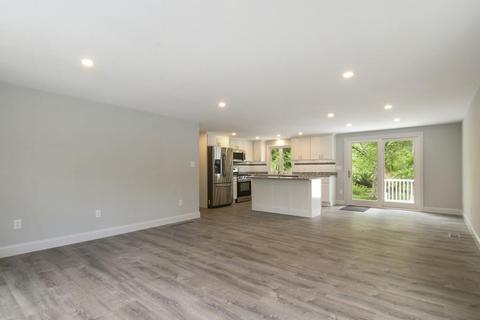 47 Fearing Hill Rd, Wareham, MA 02576 photo 4