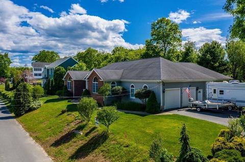 187 Lake Ave, Fall River, MA 02721 photo 4