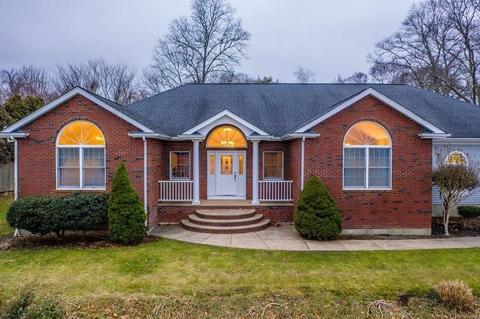 187 Lake Ave, Fall River, MA 02721 photo 1