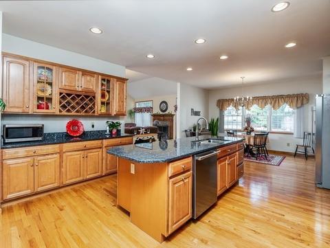 187 Lake Ave, Fall River, MA 02721 photo 6