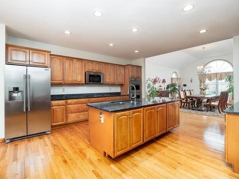 187 Lake Ave, Fall River, MA 02721 photo 7