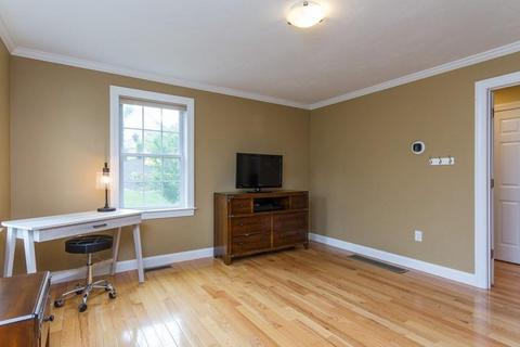 9 Mountain Laurel Rd, Ayer, MA 01432 photo 5