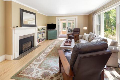 138 Central St, Hingham, MA 02043 photo 5