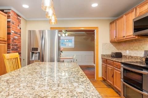 57 Savoie St, Fall River, MA 02723 photo 11